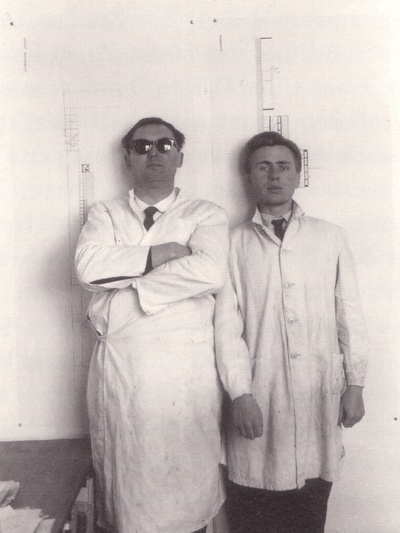 Johannes Spalt (l.) und Friedrich Kurrent (r.)
in ihrem Büro in Wien, 1957 – © Otto Sauseng Johannes Spalt (l.) und Friedrich Kurrent (r.)
in ihrem Büro in Wien, 1957