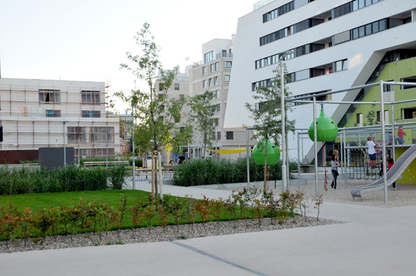 Bombardiergründe rajek barosch