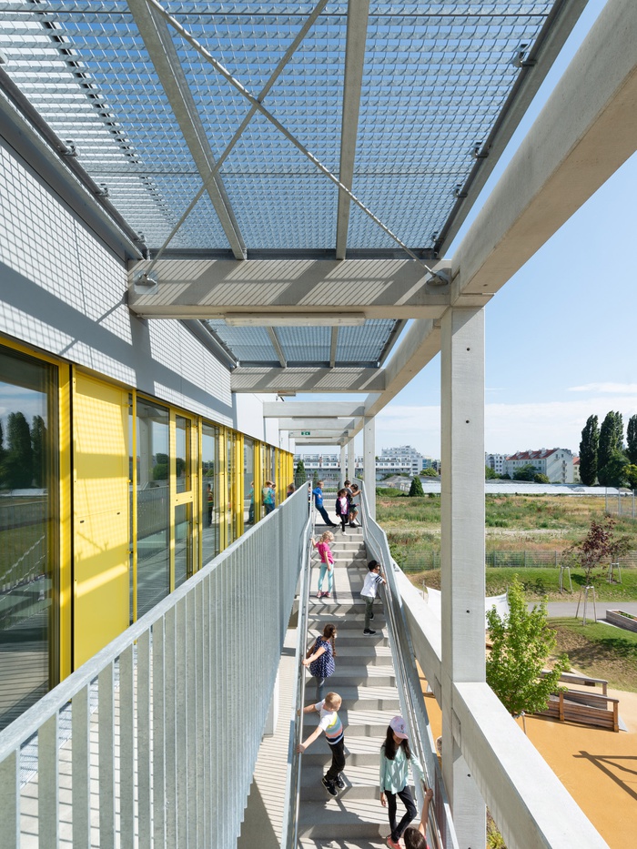 Bildungscampus+ Friedrich Fexer, Attemsgasse - Querkraft