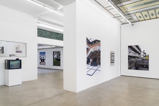 Ausstellungsansicht "Geometrien des Lebens", FRANZ JOSEFS KAI 3, Raum für zeitgenössische Kunst, Wien, 2022