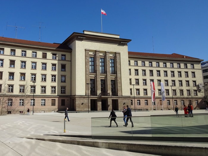 Das Neue Landhaus Innsbruck - erbaut 1938-41 als Gauhaus