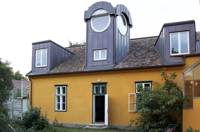 Hermann Czech, Dachausbau und Umgestaltung Haus R., Bad Vöslau, 2010 – 2019. Foto: Büro Czech – © Archiv Czech / Architekturzentrum Wien, Sammlung Hermann Czech, Dachausbau und Umgestaltung Haus R., Bad Vöslau, 2010 – 2019. Foto: Büro Czech